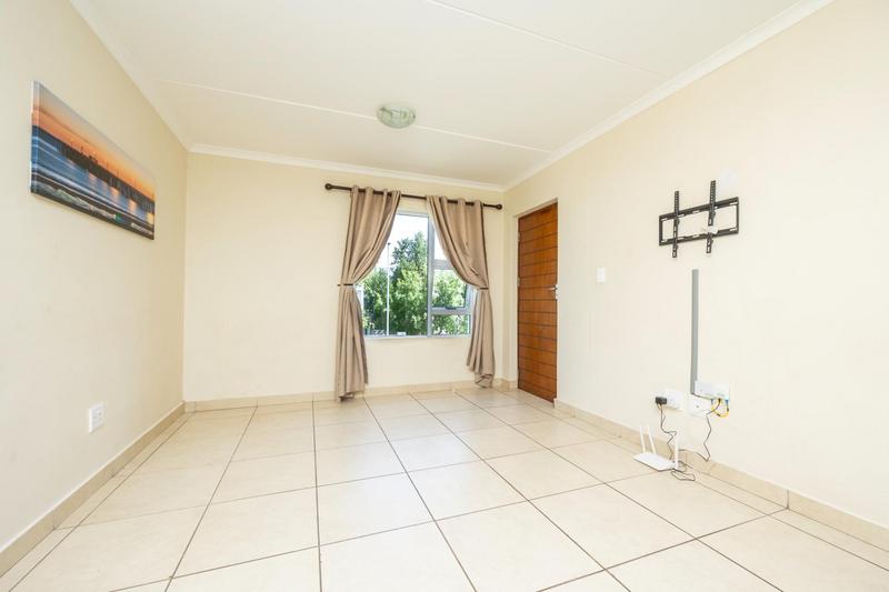 2 Bedroom Property for Sale in Buh Rein Estate Western Cape